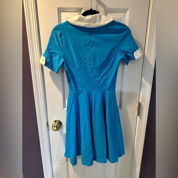 Gown Town Pearl 1950s Cape Collar Swing Dress - Picture 3 of 3